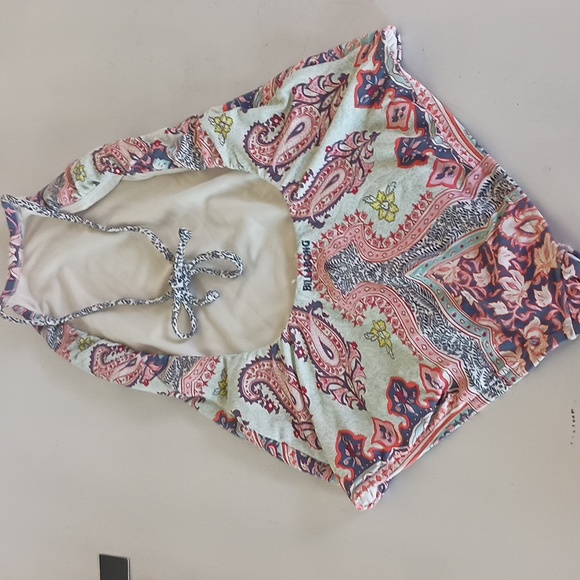 Billabong swim suit - Picture 3 of 3